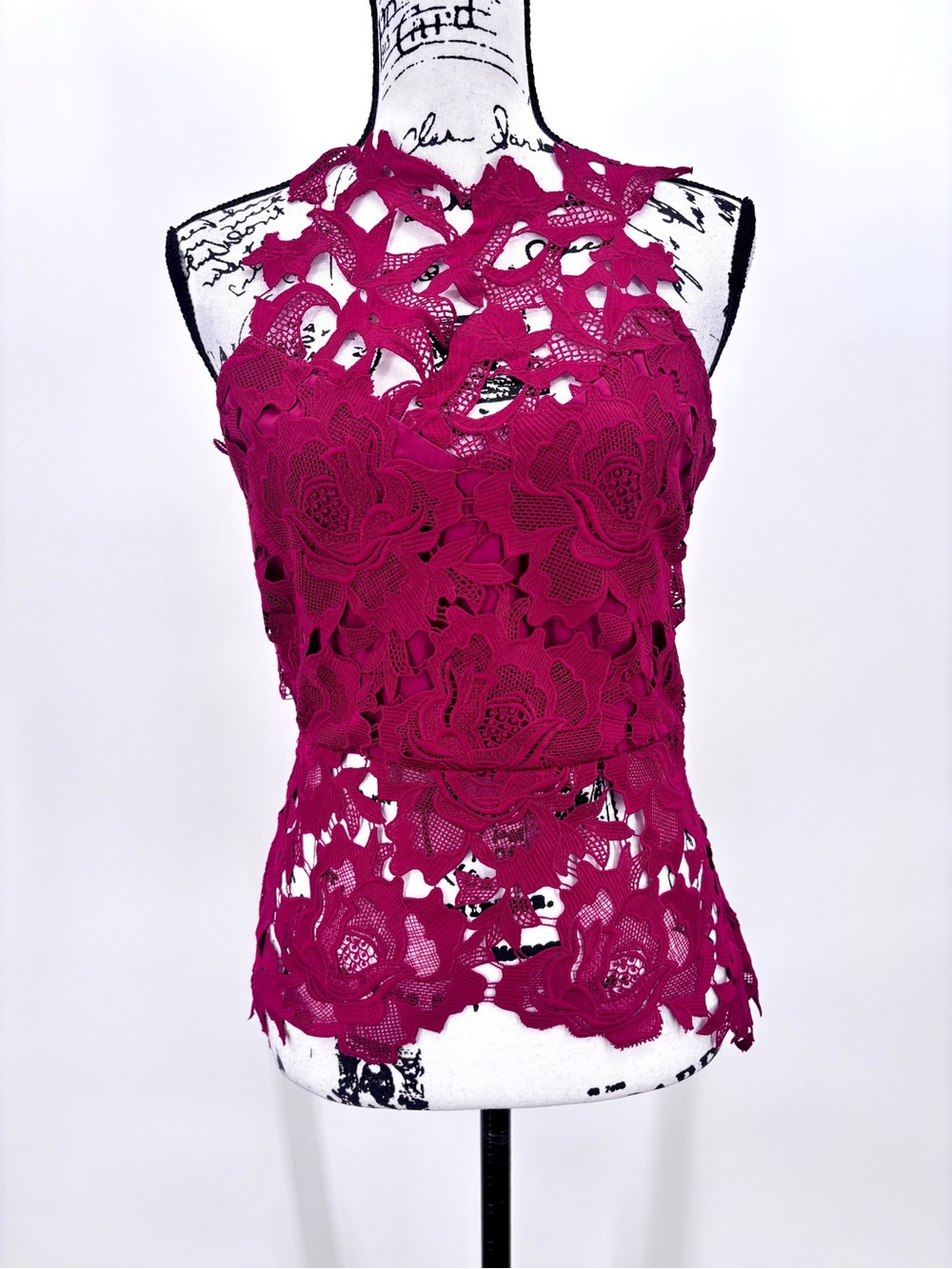 Saylor Floral Lace Sleeveless Top Size Small Fuchsia Pink Keyhole Back